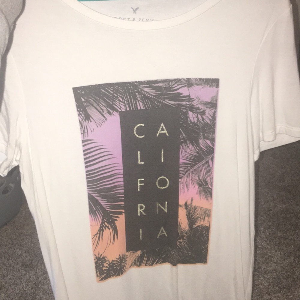 Soft and Sexy American Eagle t shirt